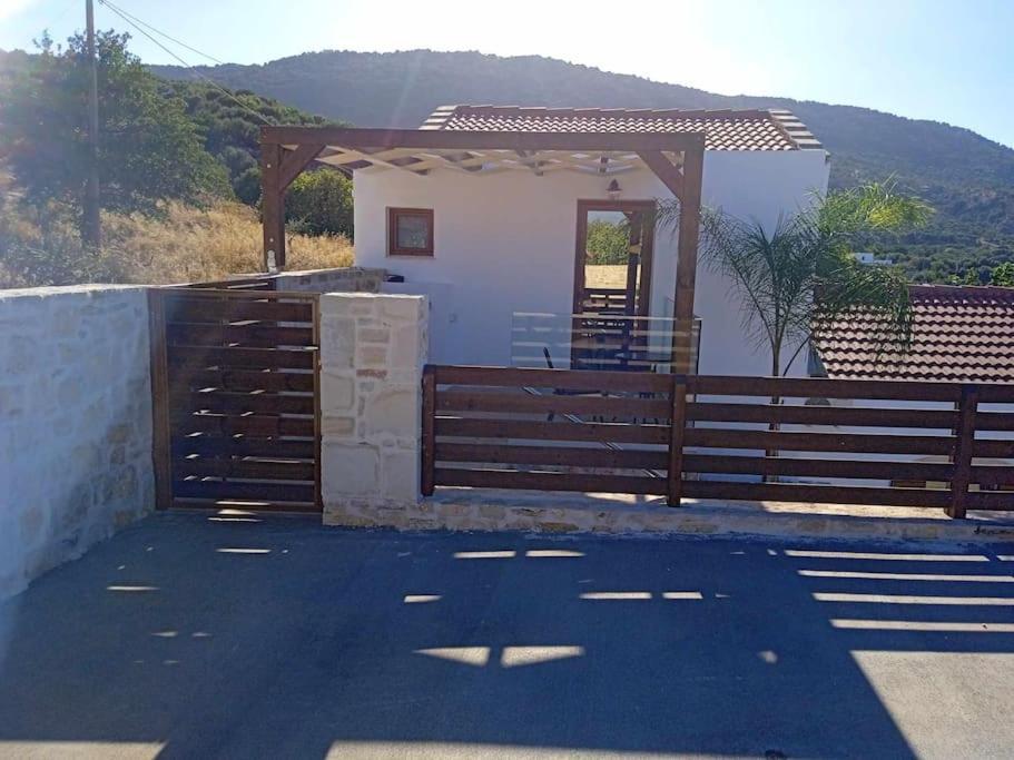 Halepouri Apartment Chania  Bagian luar foto